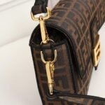 Fendi Baguette - Image 4