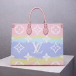 LV Escale OnTheGo GM Tote Bag - Image 4