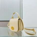Medium 30 Montaigne Avenue Top Handle Bag - Image 4