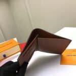 LV PASSPORT COVER - Image 4