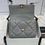 CHANEL 19 HANDBAG - Image 3