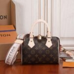 LV Speedy Bandouliere 20 - Image 3