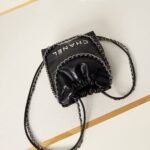 CHANEL 22 MINI HANDBAG - Image 4