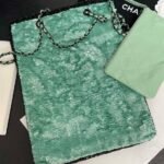 CHANEL SHOPPING BAG - Image 6