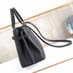 Louis Vuitton LOCKME DAY TOTE BAG - Image 3