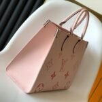 LV OnTheGo MM - Image 5