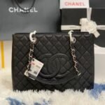 CHANEL Grand Shopping Tote - Image 5
