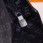 LV Sac Plat Horizontal Zippe - Image 2