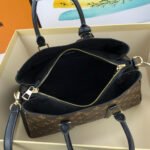 Louis Vuitton SOUFFLOT MM - Image 5