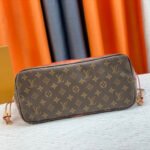 LV x YK Neverfull MM - Image 5