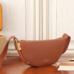 LV Low Key Bumbag - Image 5