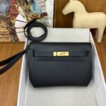 Hermes Kelly Depeches 26 Pouch - Image 3
