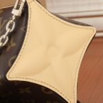 LV Bloom Pouch - Image 4