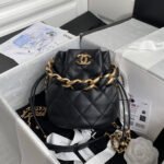 CHANEL Drawstring Bag - Image 4