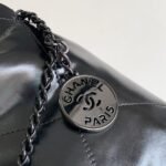 CHANEL 22 MINI HANDBAG - Image 2