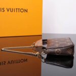 LV Mini Pochette Accessoires - Image 2