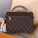 LV Pochette Metis Handbag - Image 2