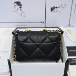 CHANEL 19 HANDBAG - Image 5