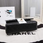 CHANEL CLASSIC HANDBAG - Image 5