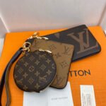 LV Trio Pouch - Image 4