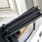 Chanel MINI WALLET ON CHAIN - Image 5