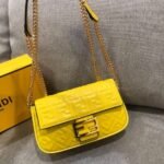 Fendi Baguette Chain Midi - Image 3