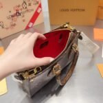 LV OnTheGo East West - Image 2