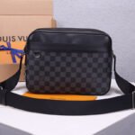 LV Trocadero Messenger Bag - Image 6