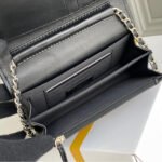 Chanel MINI WALLET ON CHAIN - Image 4