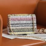 CHANEL SMALL FLAP BAG - Image 4