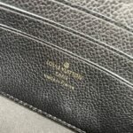 LV Wallet On Chain Lily - Image 6