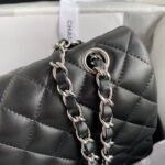 CHANEL CLASSIC HANDBAG - Image 2