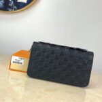 LV Zippy XL Wallet - Image 4