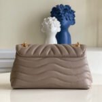 LV NEW WAVE CHAIN BAG - Image 4